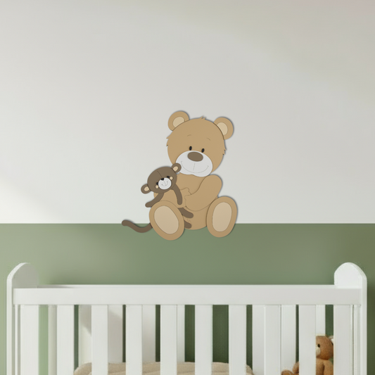 Muurdecoratie voor babykamer met beige beer en knuffelaapje