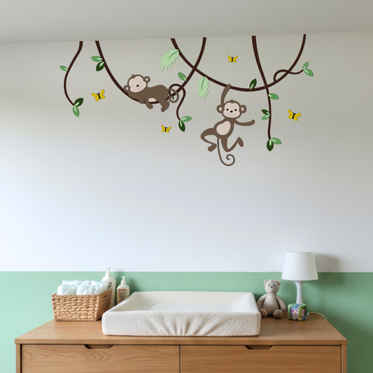 Houten muurdecoratie voor babykamer, lianen met slapend en hangend aapje, geschikt voor jungle of safarithema.