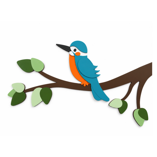 Houten muursticker voor babykamer met tak met groene bladeren en kleurige ijsvogel.