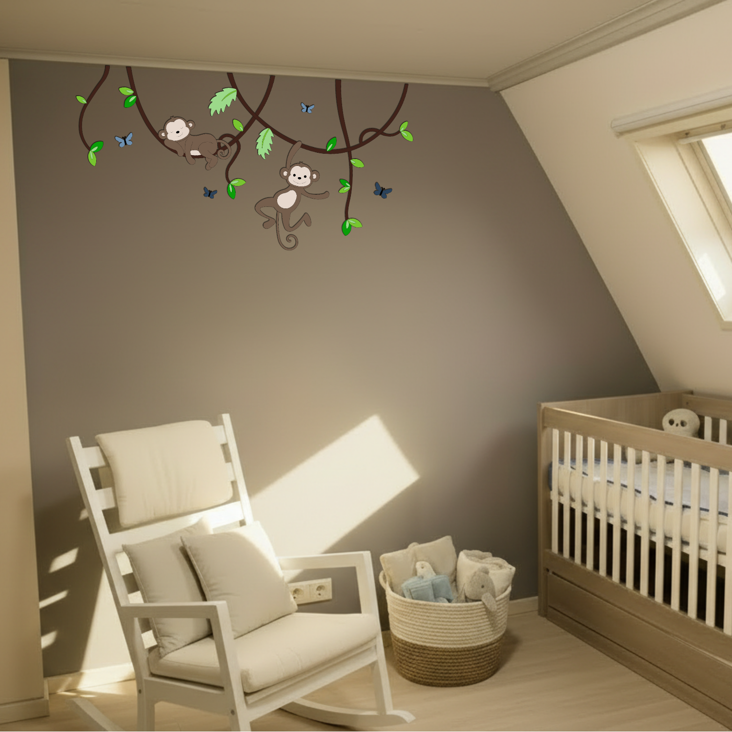 Houten muurdecoratie voor babykamer, lianen met slapend en hangend aapje, geschikt voor jungle of safarithema.