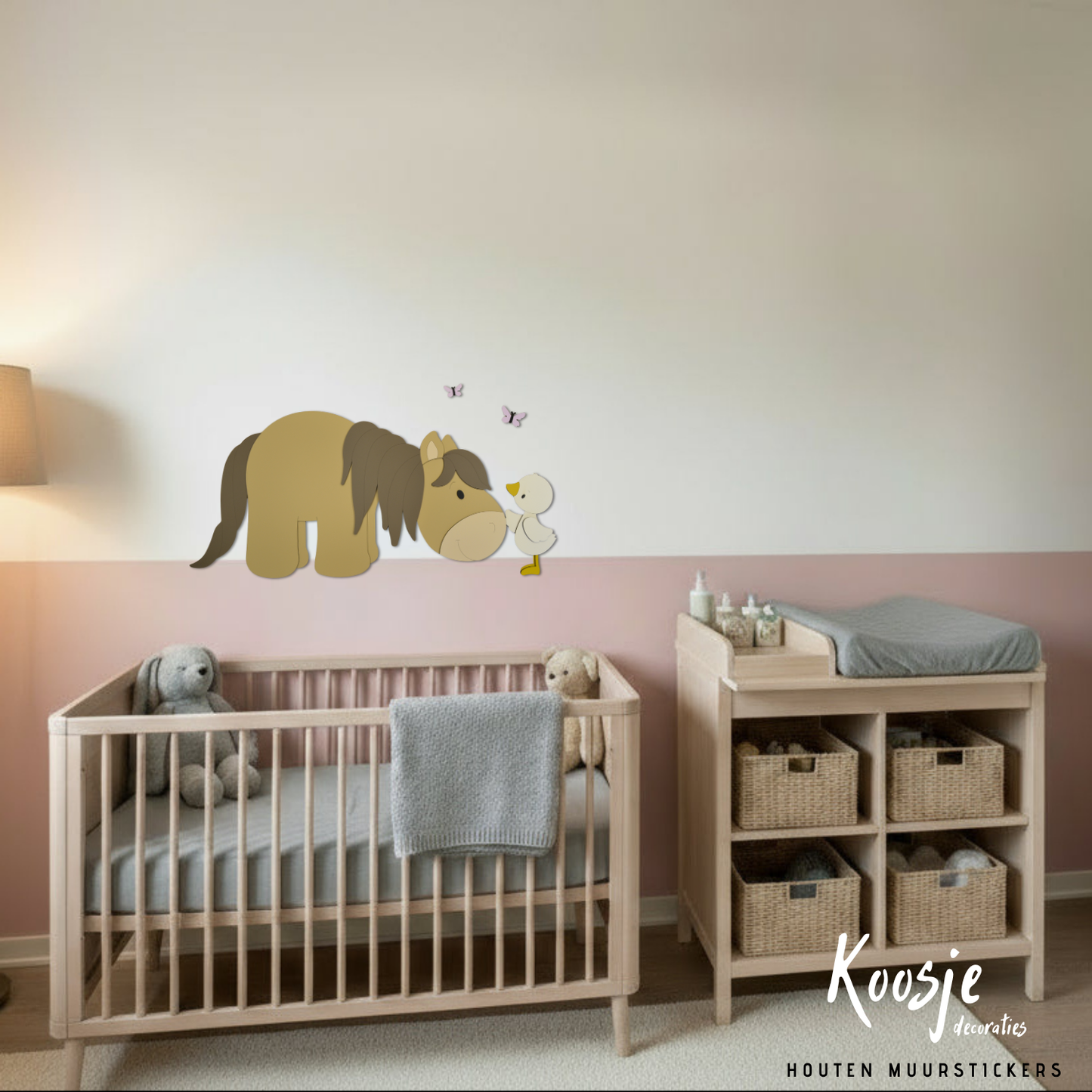 Houten muursticker - Paard met eendje - (82x37cm) (vlinders optioneel)
