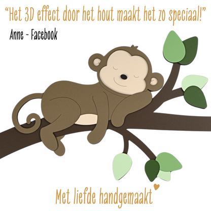 Houten muursticker - Tak met slapend en slingerend aapje - naturel (vlinders optioneel) (83x58cm)