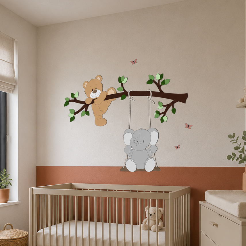 muurdecoratie babykamer met tak, klauterend beertje en schommelend olifantje