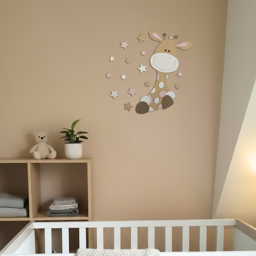 Muurdecoratie voor babykamer, vrolijke giraf met sterren.