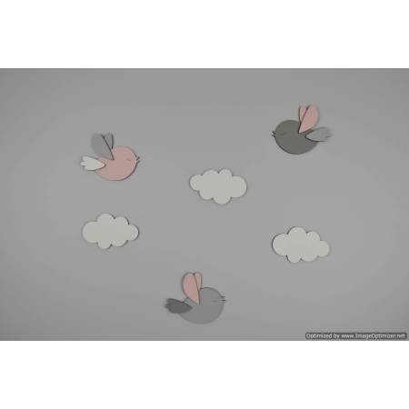 Vliegende vogeltjes met wolkjes
