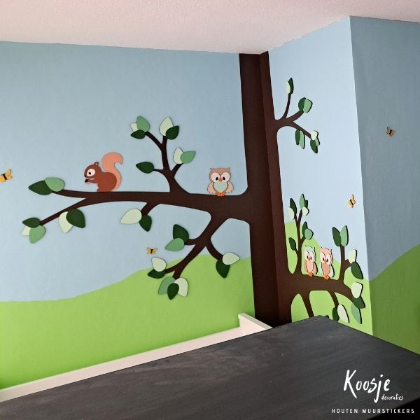 Houten-muurdecoraties-kinderkamer-bomen